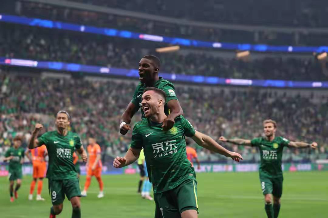 包含上海申花不敌重庆斯威，遗憾失利的词条