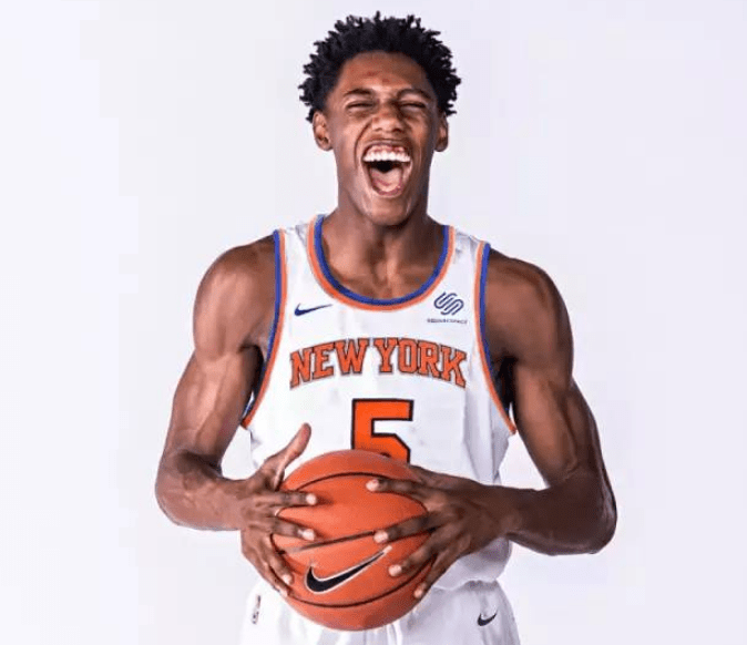 尼克斯击败步行者，巴雷特22分