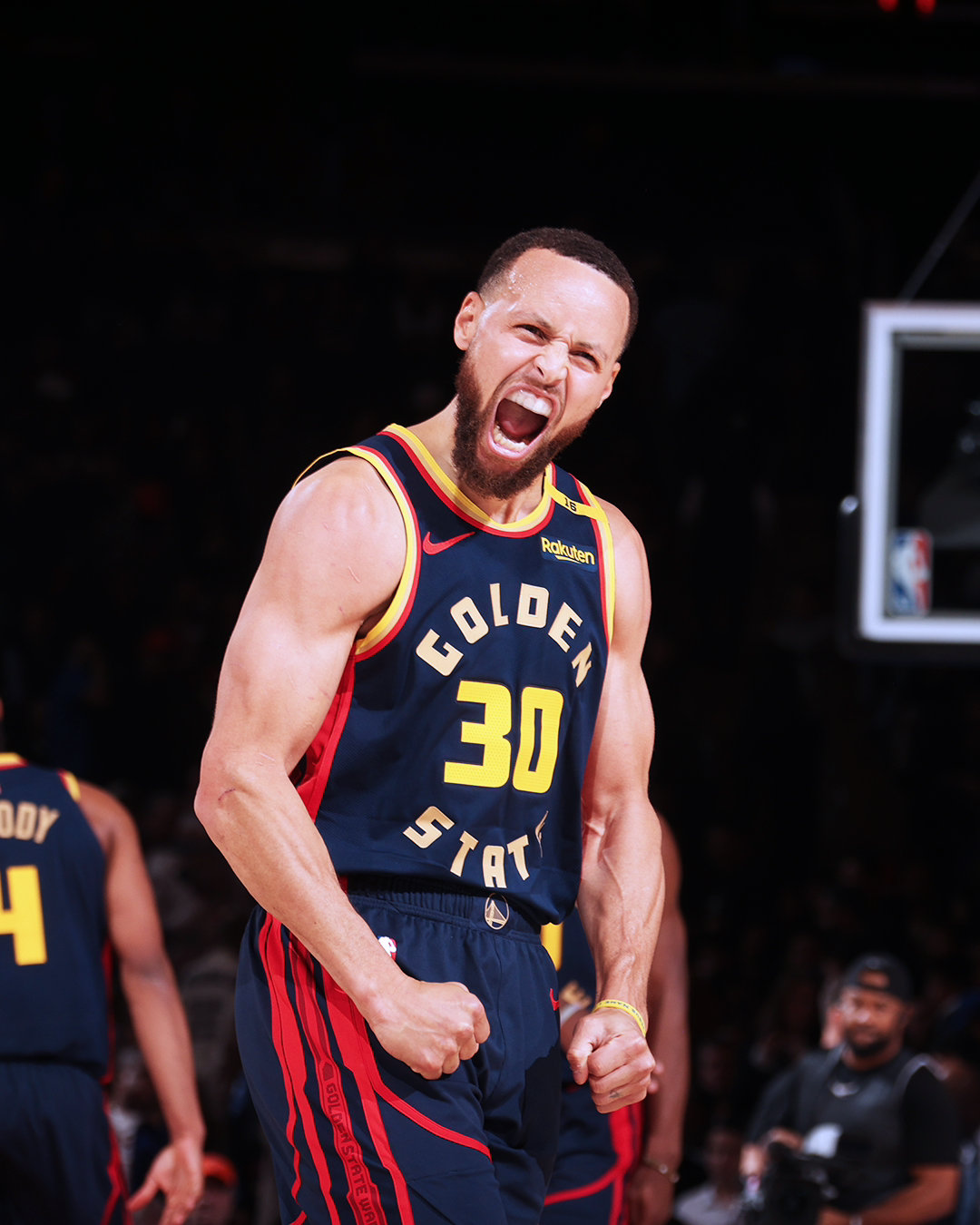 勇士击败尼克斯取得五连胜