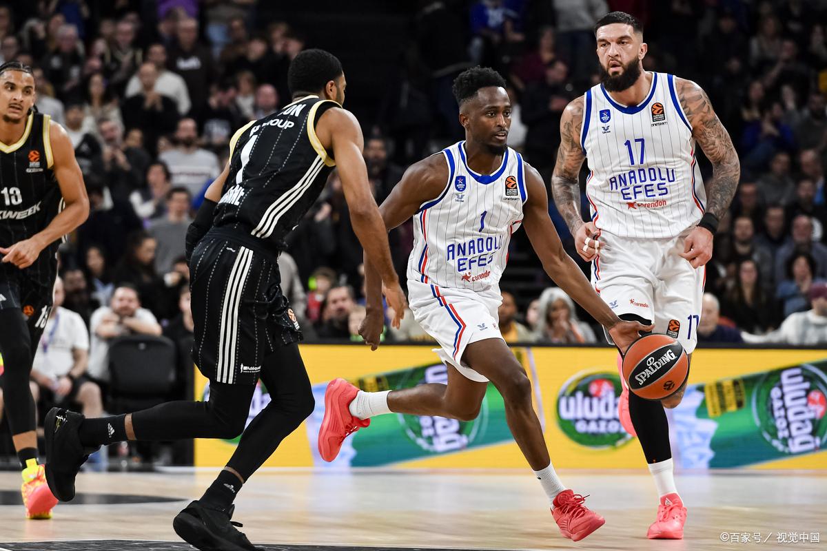 快船队逆转击败步行者队