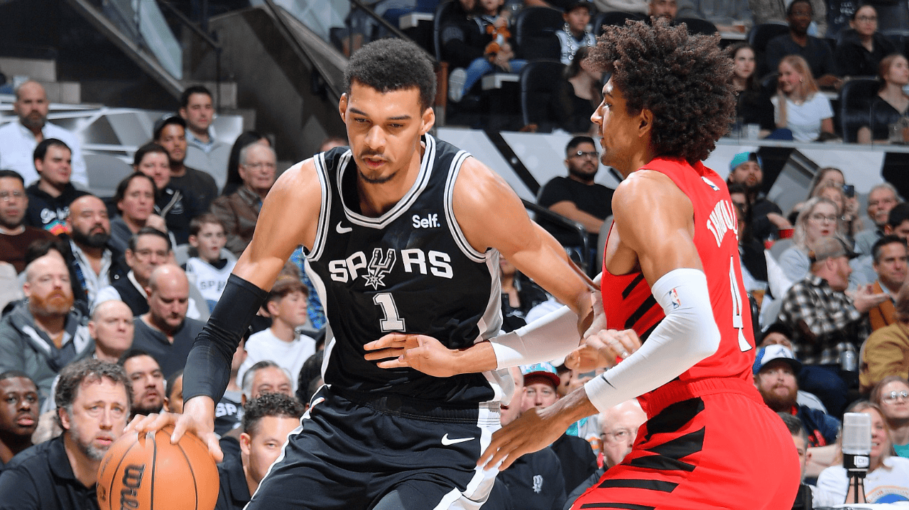 开云体育-开拓者战胜马刺,取得关键胜利