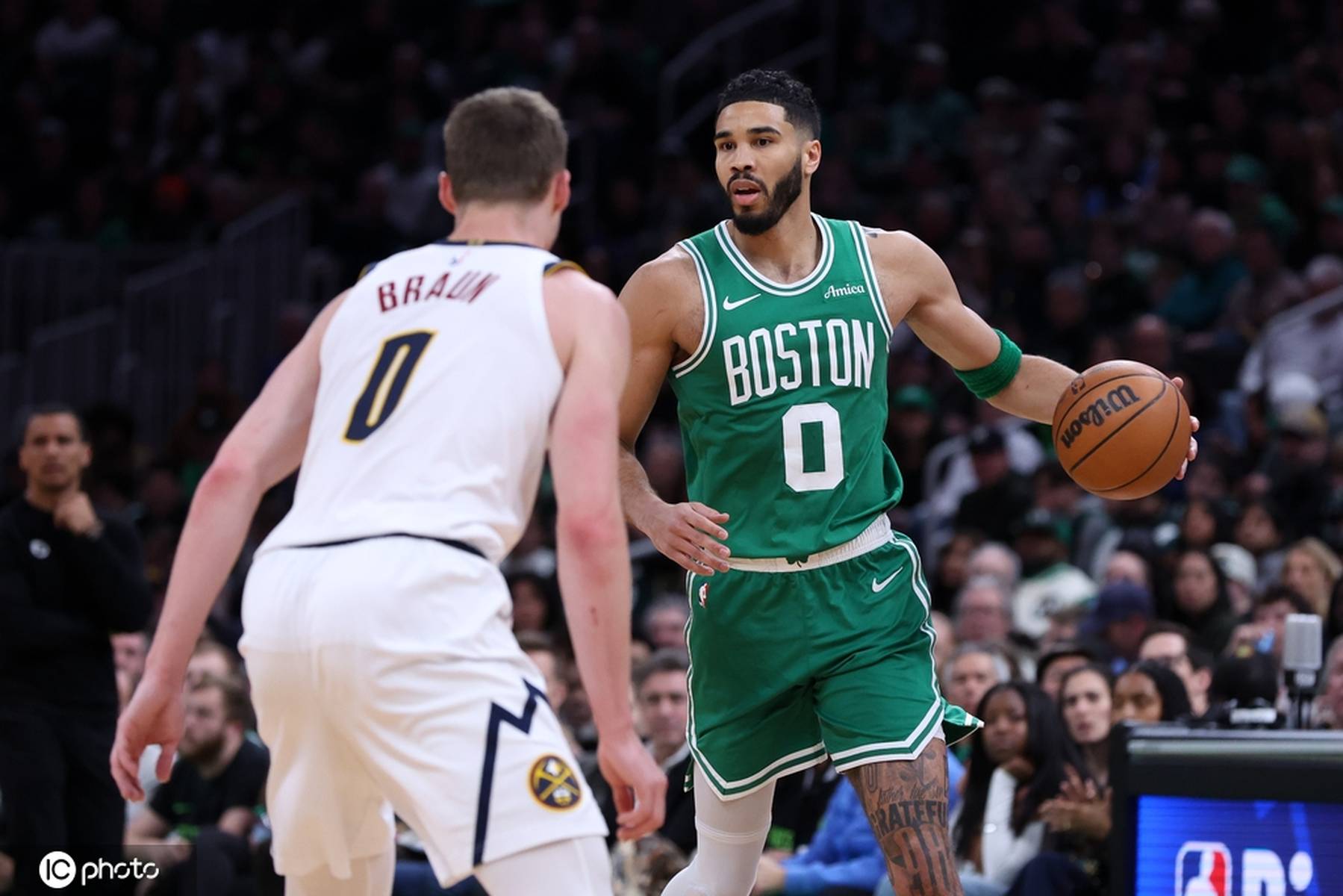 篮网力克凯尔特人,登顶东部 篮网力克凯尔特人,登顶东部