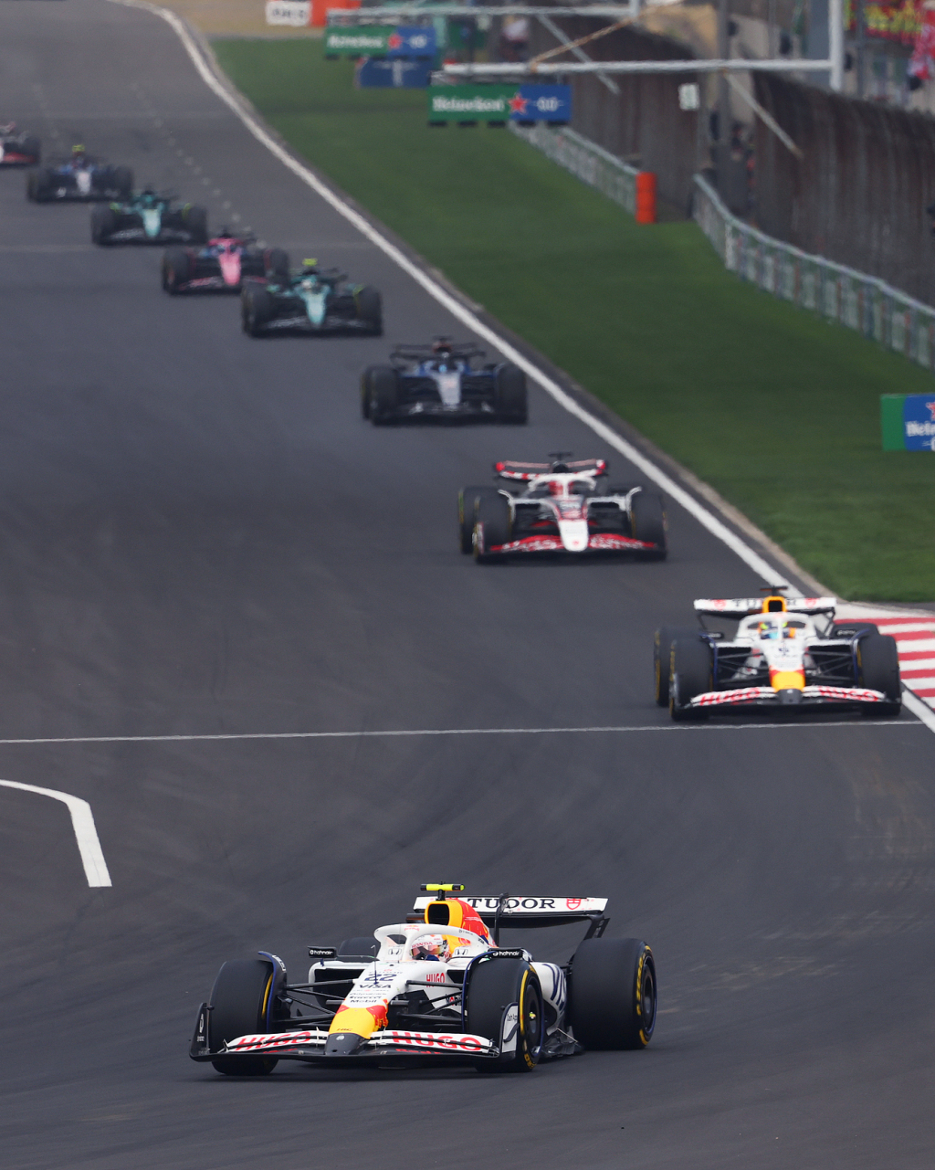 红牛车队逆转迈凯伦,皮亚斯特里刷新纪录的简单介绍 红牛车队逆转迈凯伦,皮亚斯特里刷新纪录的简单介绍