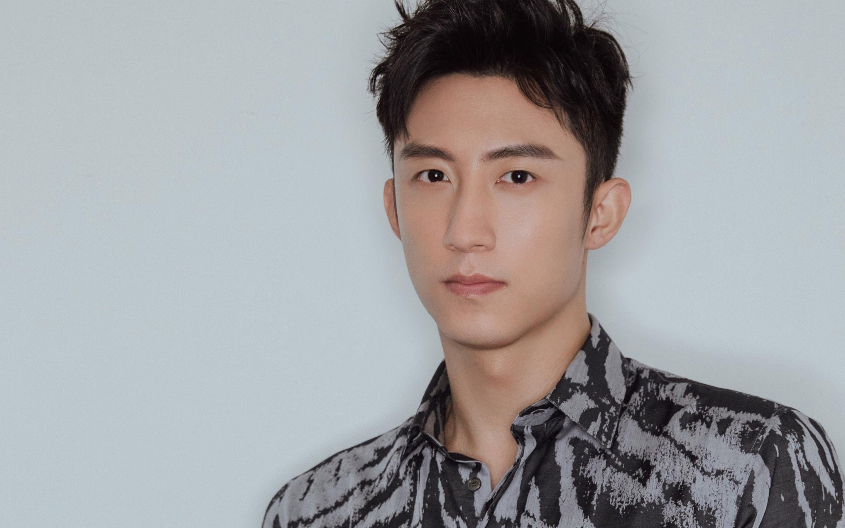 绿茵与硬木的交响，西甲国家德比之夜与东契奇的大场面哲学