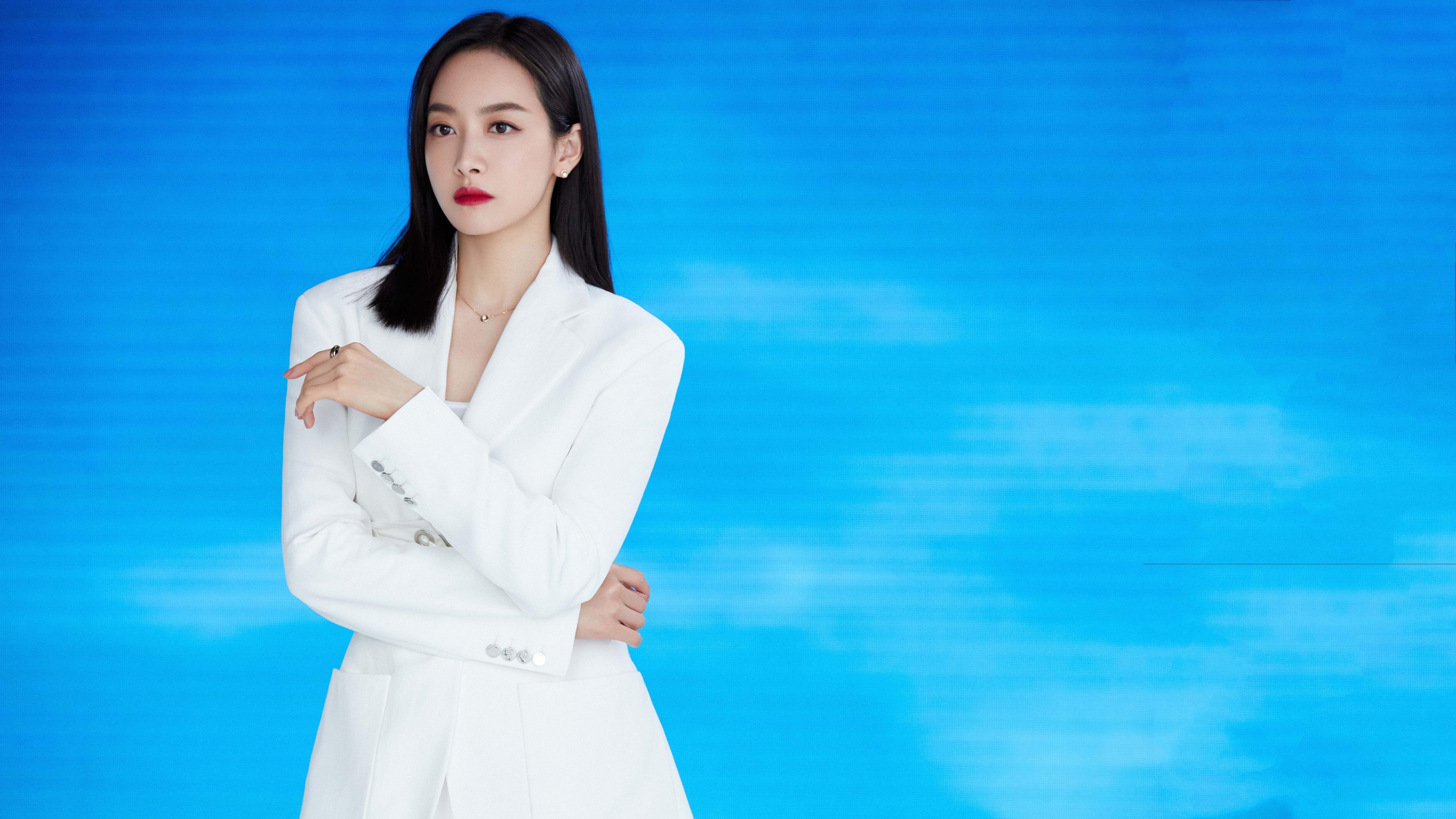 开云体育下载-英超争冠之夜，恩比德式无解对决的体育启示