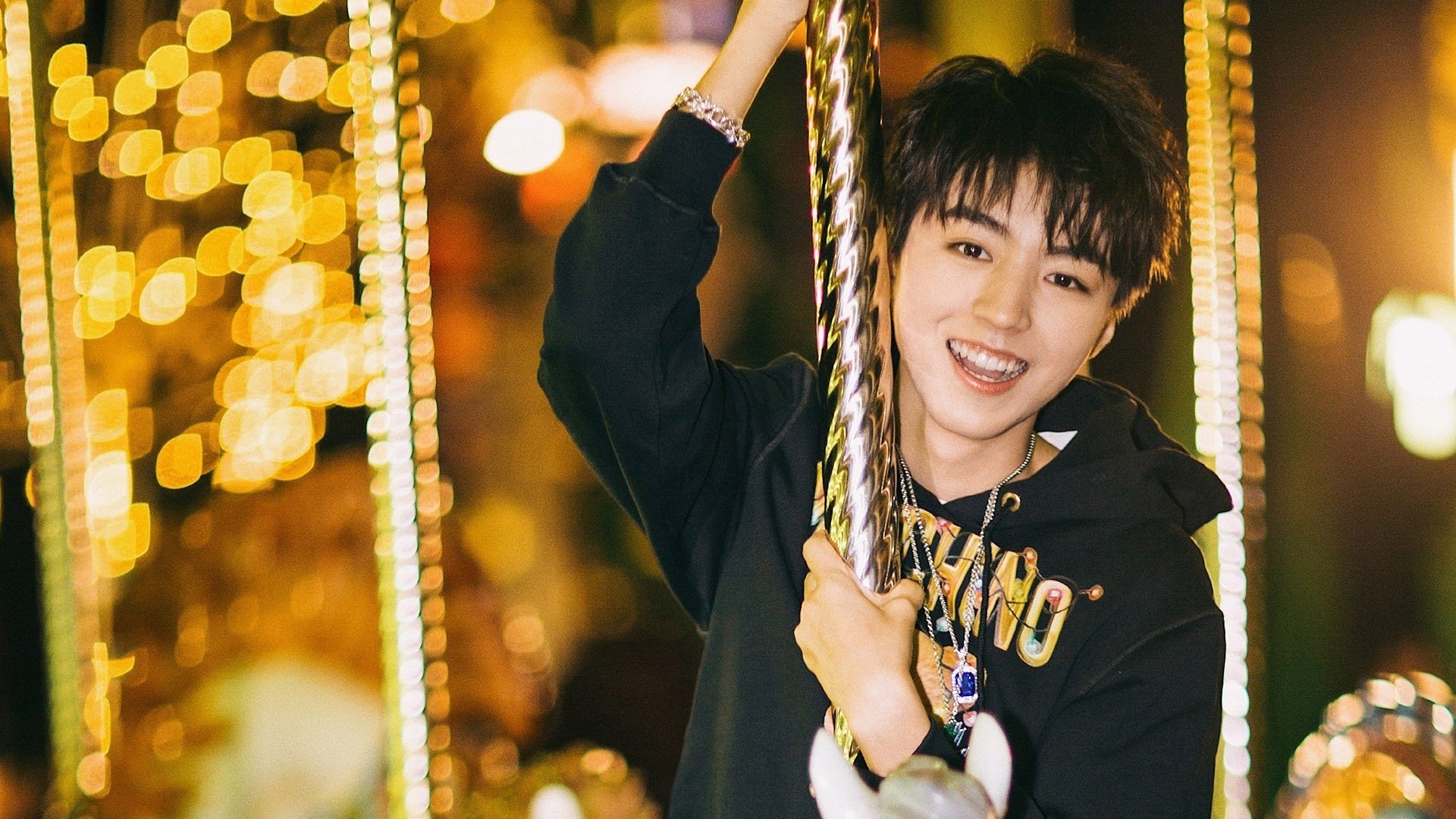 完美风暴,拉文狂飙49分引领太阳力克篮网赢得关键战